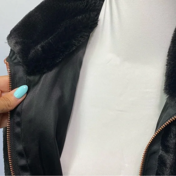 NWOT-Black Silky Faux Fur with Rose Gold Oversized Jacket S - Picture 6 of 12